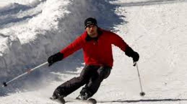 sezonul de schi in poiana brasov prelungit pana pe 7 aprilie