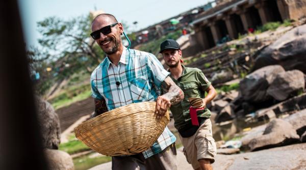 serban copot si george vintila salvati de elefantul verde in asia express drumul elefantului