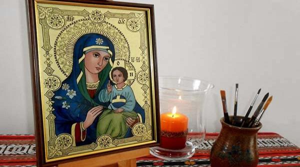 unde este bine sa asezam icoanele in casa