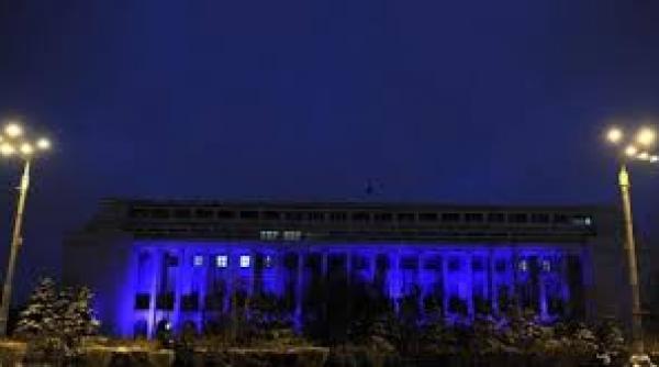 palatul victoria va fi luminat in albastru pentru a marca ziua internationala de constientizare a autismului
