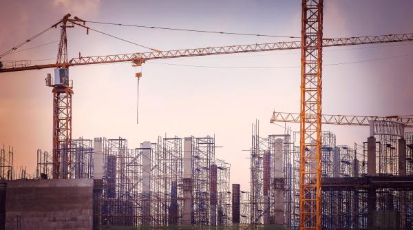 fmi a revizuit in scadere la 3 1 estimarile privind evolutia economiei romanesti in 2019