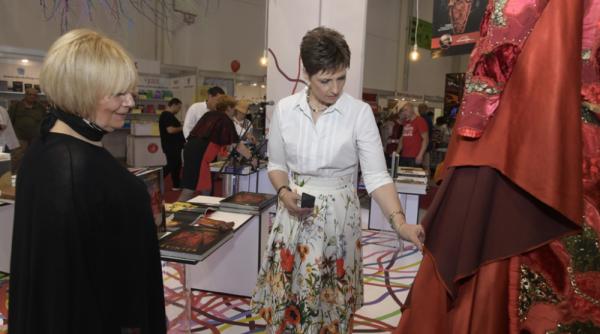 la multi ani doina levintza sanatate si fericire