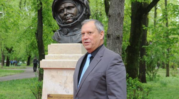 bustul lui gagarin in herastrau