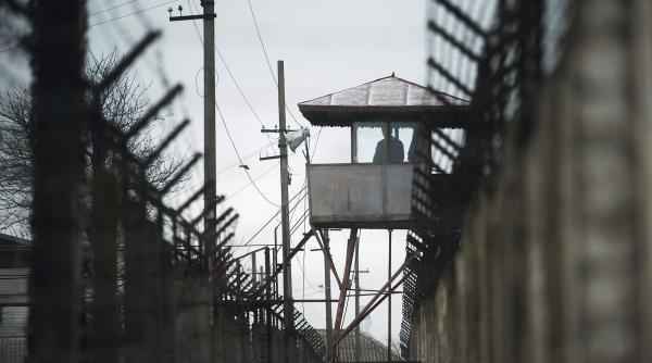 angajatii din penitenciare declanseaza actiuni de protest din cauza scaderii salariilor