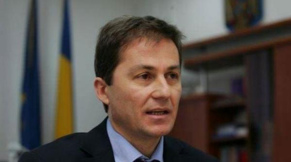 daniel morar fostul sef al dna renunta la premiul gds dupa ce augustin lazar a primit aceeasi distinctie