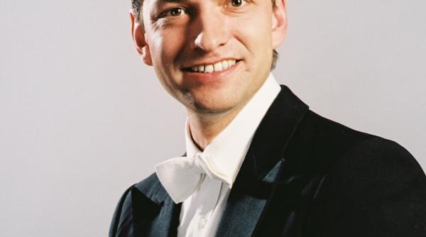 in joia mare la sala radio recviemul german de brahms sub bagheta dirijorului elvetian kaspar zehnder