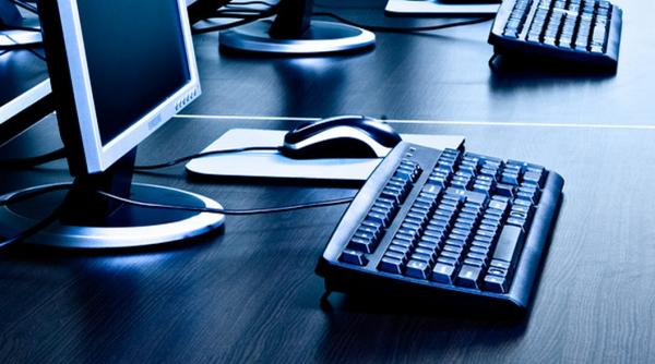 calculatoare uzate transformate in echipamente it pentru scoli