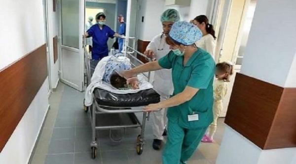 o femeie si un copil din sibiu transportati la spital in urma unui accident rutier