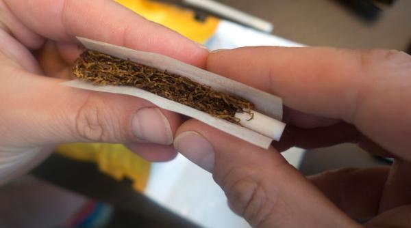 aproximativ 27 de tone de tutun vrac ridicate de politisti in prima parte a anului