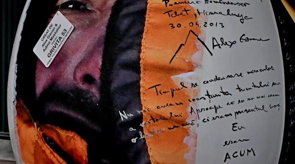 ouale teatrului grivita53 expuse pe sunset boulevard oxford street si champs elysees