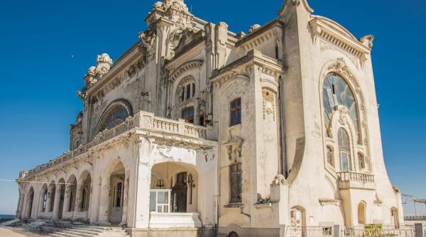 escrocheria cazinoul din constanta dupa modelul notre dame