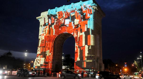 foto mii de bucuresteni au vizitat arcul de triumf cu ocazia noptii cartilor deschise