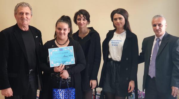 umanistii premiaza copiii talentati