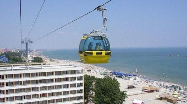 vesti bune pentru turisti autobuzele etajate si telegondola functioneaza in vacanta de pasti pe litoral