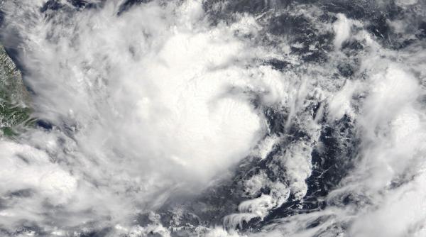 ciclonul fani a lovit estul indiei peste 1 milion de persoane au fost evacuate