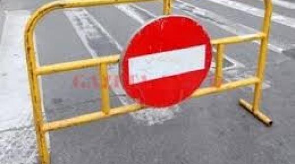 atentie soferi trafic restrictionat pe a 3 din cauza unei alunecari de teren