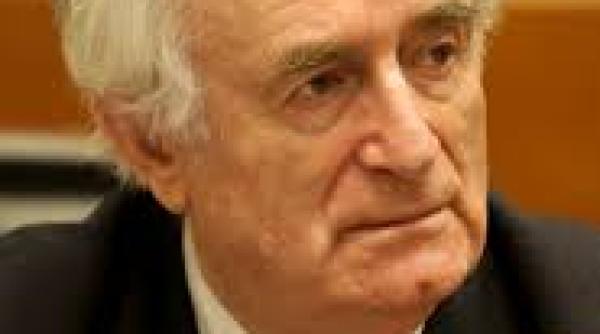 ancheta declansata dupa ce liderul incarcerat al sarbilor bosniaci karadzic a participat prin telefon la un eveniment public