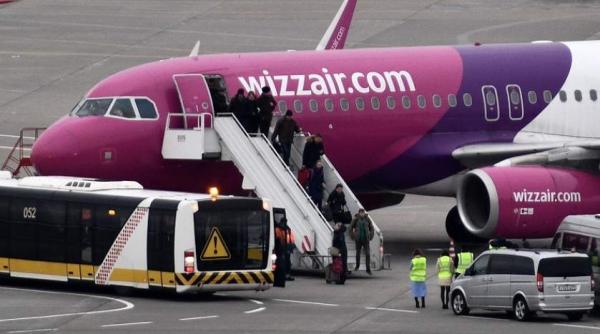 scandal intre pasageri la bordul unui avion wizz air