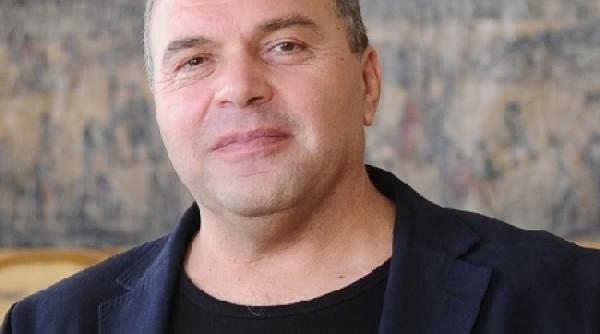 constantin chiriac director al teatrului national radu stanca a primit ordinul soarelui rasare