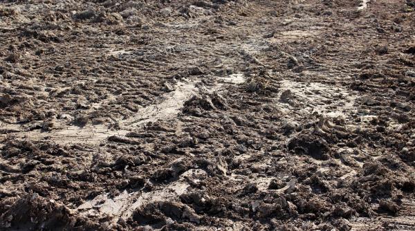 vaslui autospeciala chemata la o interventie impotmolita pe un un drum comunal din delesti pacientul a decedat