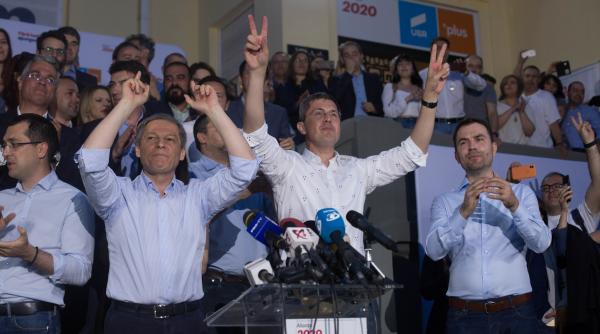 ciolos alianta 2020 usr plus va continua si va candida la prezidentiale