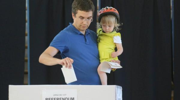 europarlamentare 2019 constanta turisti nemultumiti dupa ce la sectia din statiunea mamaia s au terminat buletinele de vot