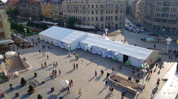 timp de cinci zile timisorenii au votat pentru carte la caravana gaudeamus radio romania