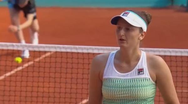 irina begu s a calificat in turul al doilea la roland garros