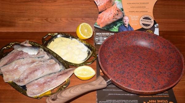 gatit gustos si sanatos file de macrou in sos de rosii cu ardei