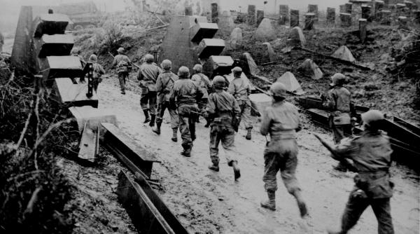 asociatia slovena a refugiatilor din al doilea razboi mondial germania datoreaza reparatii de 50 de miliarde de euro