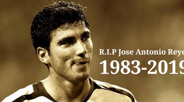 fotbal omagiu adus lui reyes de jucatorii echipei spaniole extremadura