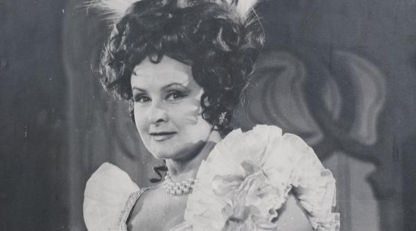 obiecte din colectia actritei stela popescu vandute la licitatie