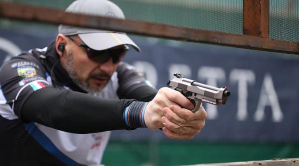 uzina mecanica plopeni va produce arme beretta