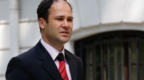 primarul robert negoita sustine codul administrativ dar nu si pensiile speciale