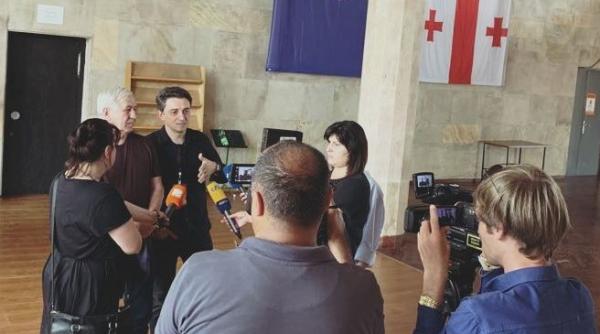 teatrul de comedie invitat special al festivalului de comedie din georgia