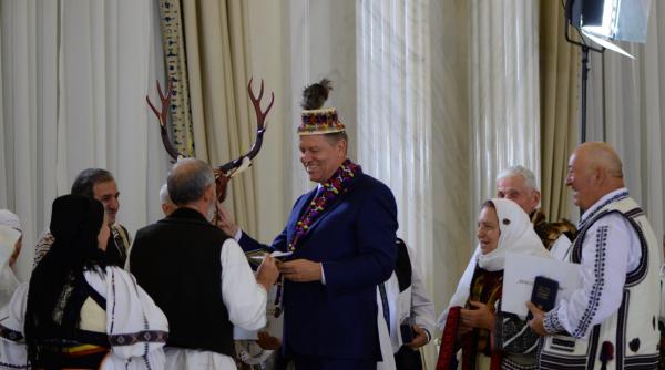 klaus iohannis urmarit de 13