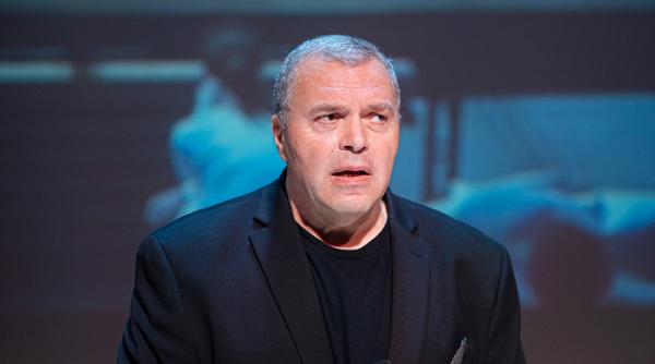 astazi incepe festivalul international de teatru de la sibiu