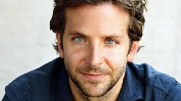 bradley cooper a inceput negocierile pentru a juca in remake ul nightmare alley de guillermo del toro
