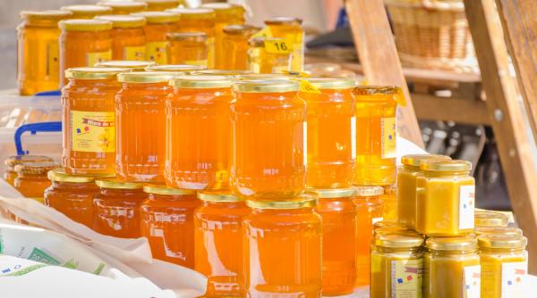 comisia europeana majoreaza la 120 de milioane de euro sumele alocate sectorului apicol in urmatorii trei ani