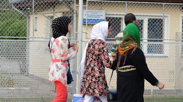 patru traficanti condamnati la inchisoare pe viata pentru uciderea a 71 de migranti