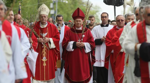procesiune greco catolica duminica pe strazile din centrul bucurestiului