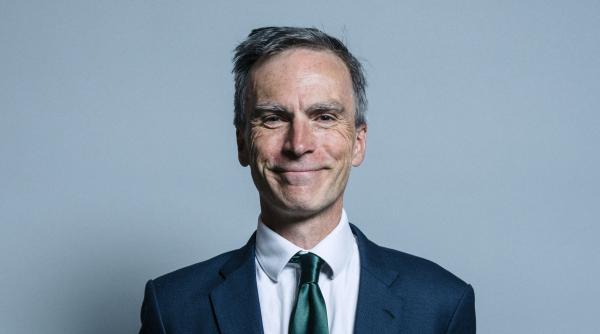 ministrul britanic pentru orientul mijlociu pledeaza la teheran pentru o dezescaladare urgenta intre sua si iran