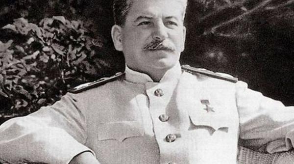 directorul centrului pentru studiul istoriei evreilor din romania prezenta evreilor in aparatul de represiune stalinist din romania a fost una consistenta