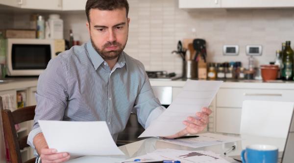 viata de roman salarii mici si preturi mari