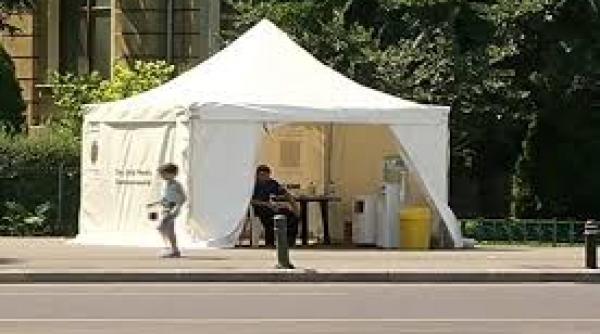 p rimaria capitalei amplaseaza 20 de containere anticanicula in zonele aglomerate