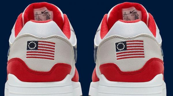 gafa a nike firma obligata sa retraga o serie de pantofi sport cu insemne asociate cu sclavagismul