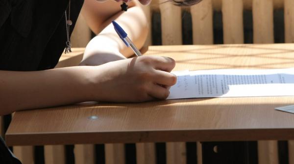 subiecte gresite la bac in blaj