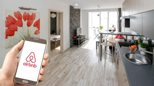 unei femei i s a interzis accesul la toate airbnb urile din lume