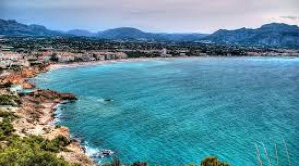 doi turisti au murit in timp ce incercau sa si faca un selfie