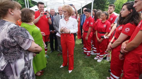 mesaj de ziua crucii rosii avem nevoie de sange